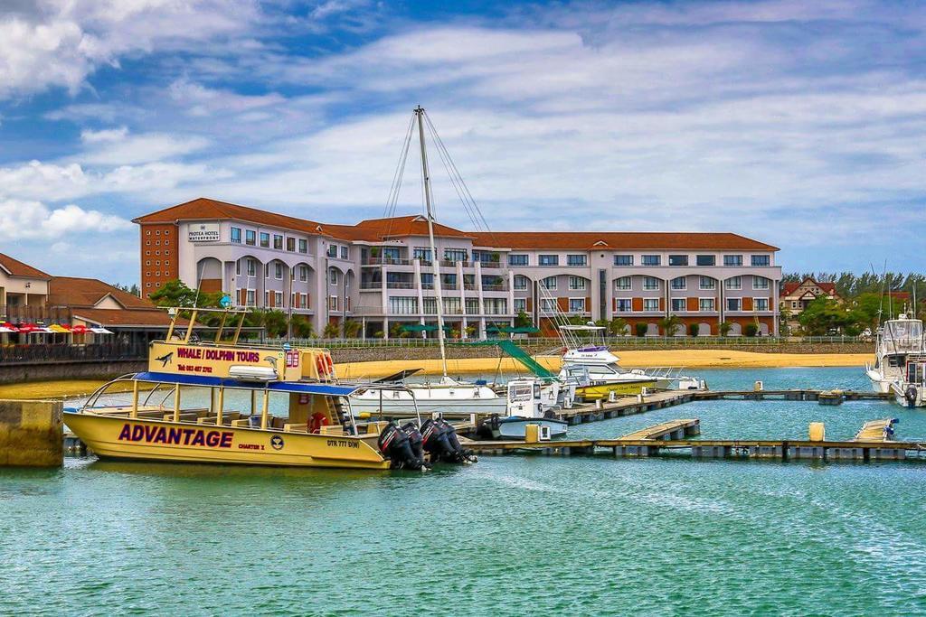 理查兹湾 拉罗谢尔旅馆酒店 外观 照片